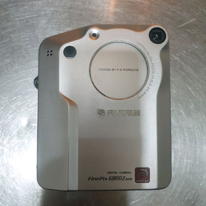 후지 파인픽스 6800Z 올드디카(올드 디지털카메라) FUJIFILM Finepix 6800Z 이미지