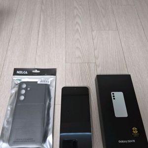 갤럭시 S24 FE 256gb 그레이 색상 이미지