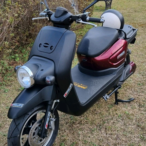 필립스 전기스쿠터 삼성 72볼트 배터리 장착 이미지