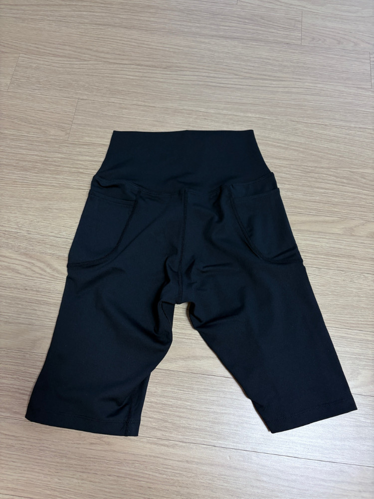 (새상품) IAB 아이앱 스튜디오 레깅스 쇼츠 (스몰 S) 이미지