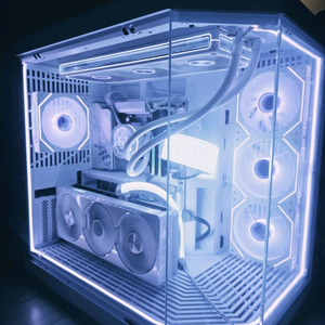 라이젠7 9800X3D RTX5080 Y70 PC 신품 이미지