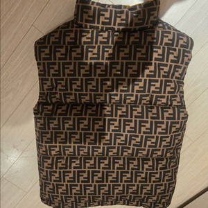 펜디 키즈패딩조끼 이미지