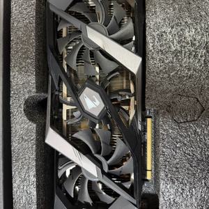 RTX 2070 AORUS 8GB 그래픽카드 이미지