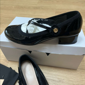 마지막가격)한섬 SJSJ 메리제인 스트랩 힐 블랙 230 이미지