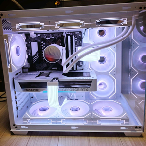 라이젠7 7800X3D RTX5070 화이트PC 이미지