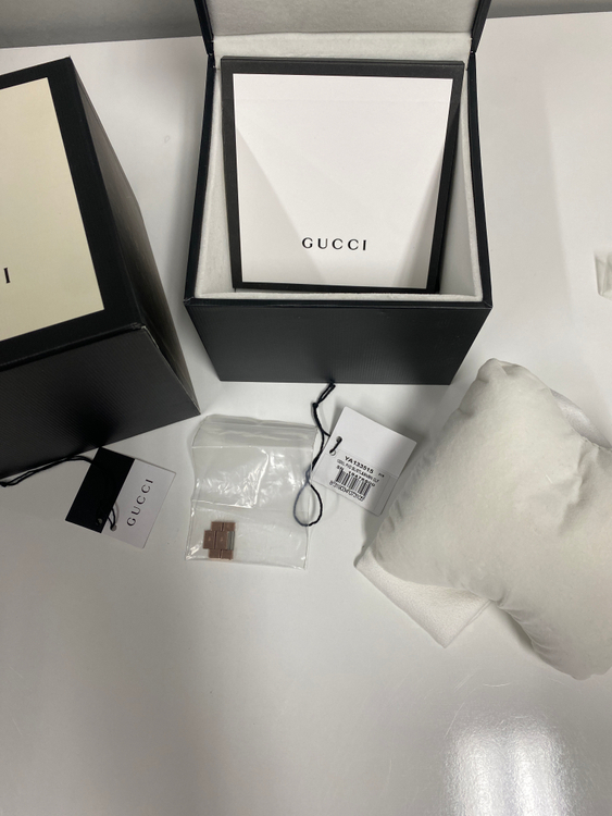 GUCCI 구찌 YA133515 인터로킹 GG 자개 메탈시계 여성시계 이미지