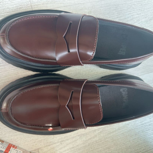 캠퍼 walden 와인색 37사이즈 팝니다 이미지