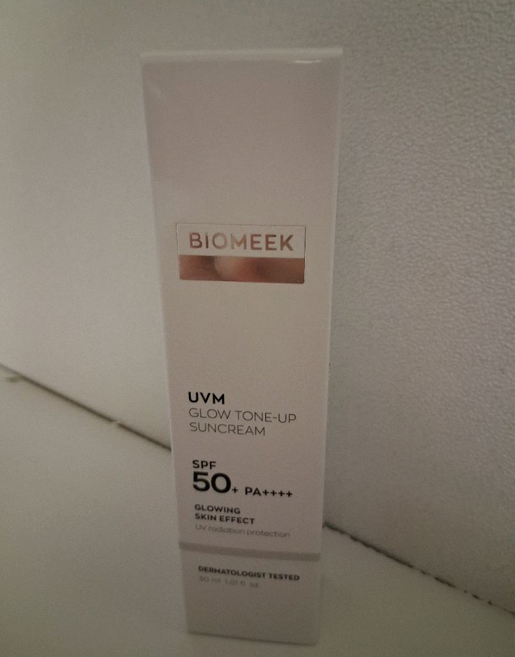 바이오믹 유브이엠 글로우 톤업 선크림 30ml 이미지