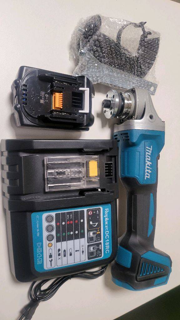 마끼다 그라인더 연마기팝니다. 이미지