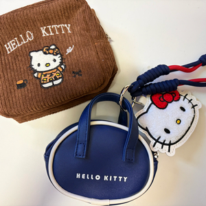 세트 일본잡지부록 미니가방콜라보 키티 키링 & 다이소 코듀로이 키티 파우치 세트 걍새거급 이미지