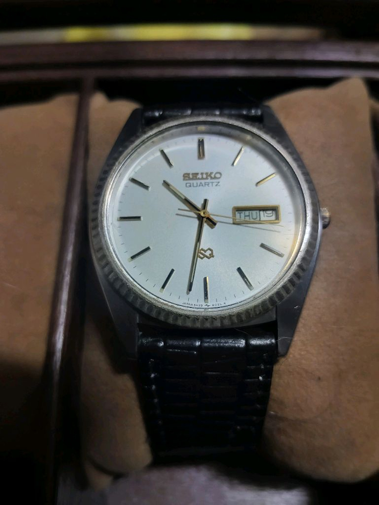 세이코 빈티지SQ (슈퍼쿼츠) (데이데이트)시계 이미지