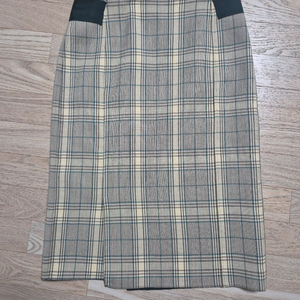 데코 뉴욕컬렉션 체크 스커트 67사이즈 새제품 이미지