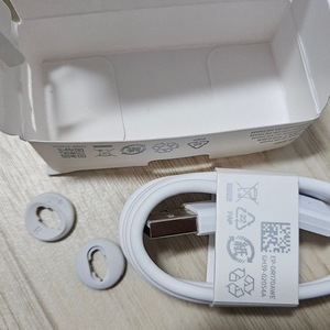 갤럭시 버즈 라이브 화이트 풀박스(본체x) 이미지