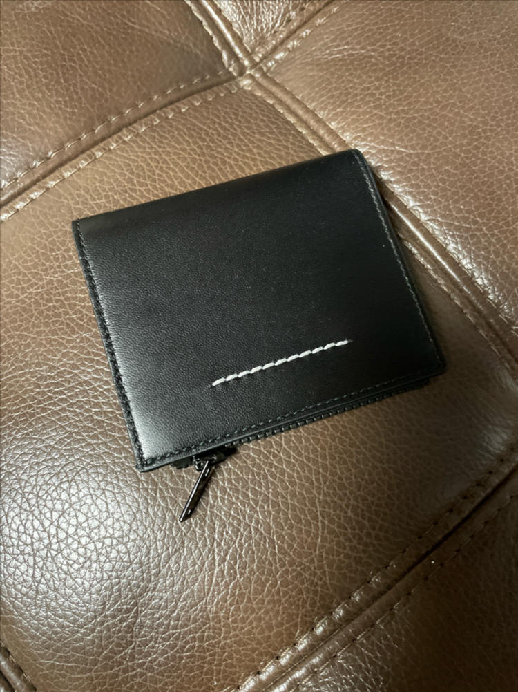 새상품 MM6 메종 마르지엘라 반지갑 블랙 이미지