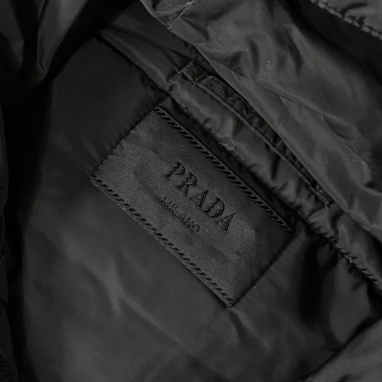 [M/당일출고]프라다 삼각로고 롱패딩 이미지