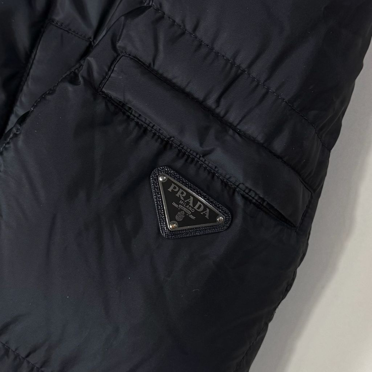 [M/당일출고]프라다 삼각로고 롱패딩 이미지