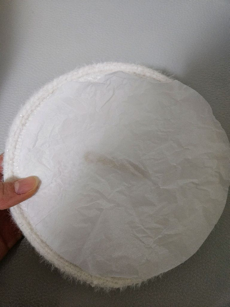 [정품/박스포함] 샤넬 화이트 홀리데이 트위드 원형 파우치/ 탬버린 이미지