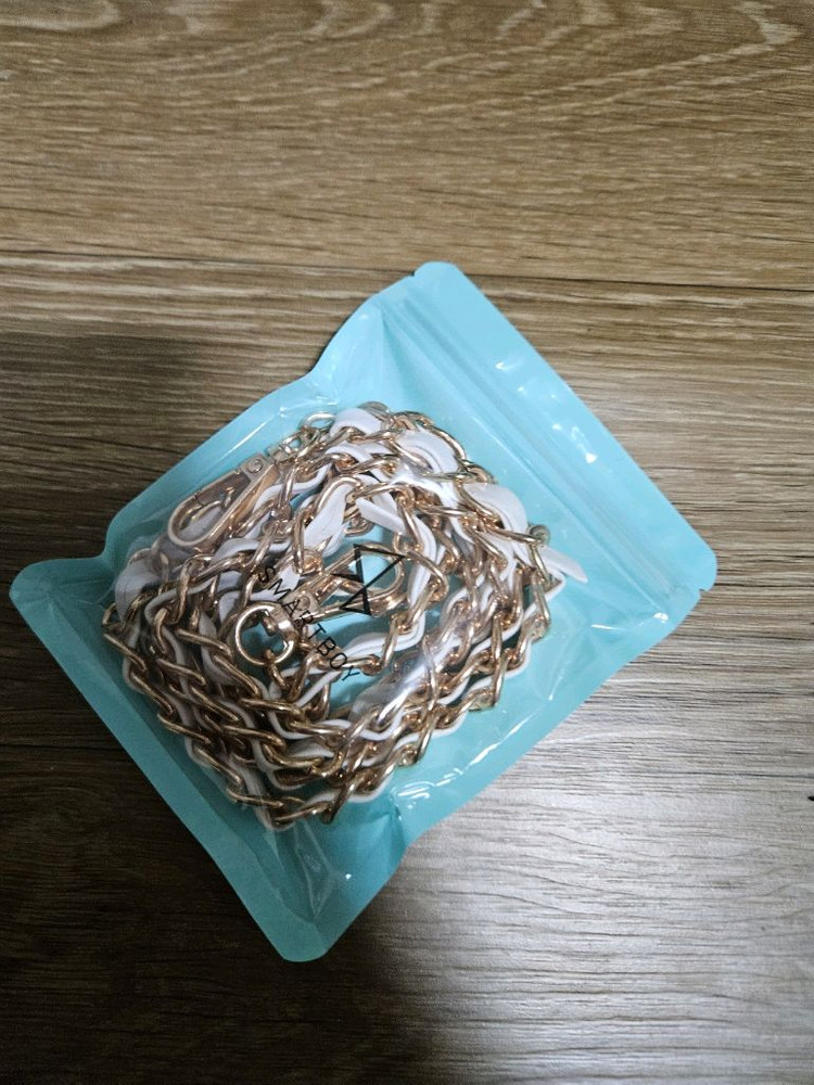 [정품/박스포함] 샤넬 화이트 홀리데이 트위드 원형 파우치/ 탬버린 이미지