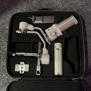 Dji rs4 mini 콤보 + 케이스서비스 싸게팔아요 이미지