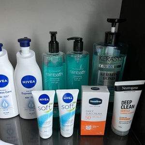 화장품 11개 일괄 판매(바디워시, 바디로션, 선크림, 크림) 이미지