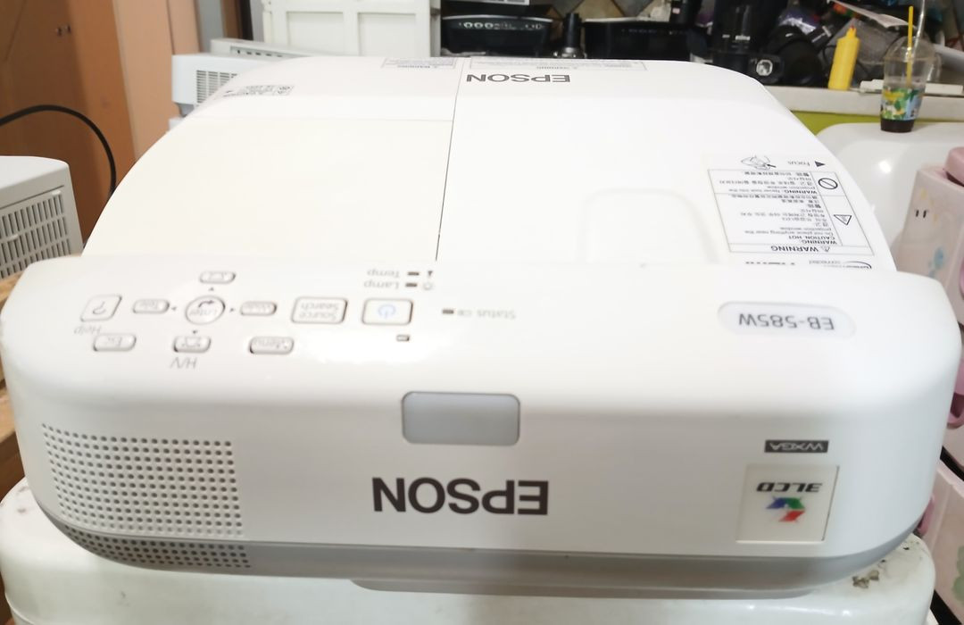 초단초점 앱손eb-480 새램프확인가 수업 회의 중고 빔프로젝터 이미지