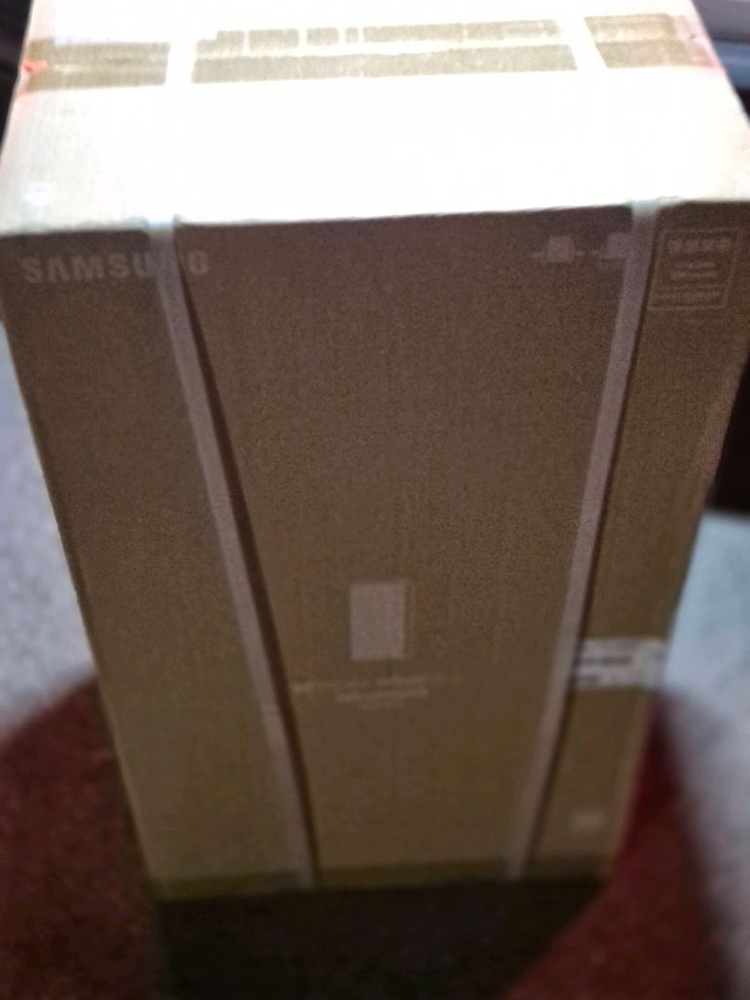 삼성 창문형에어컨팝니다 미개봉AW06C7155WWA기본창틀설치킷 이미지