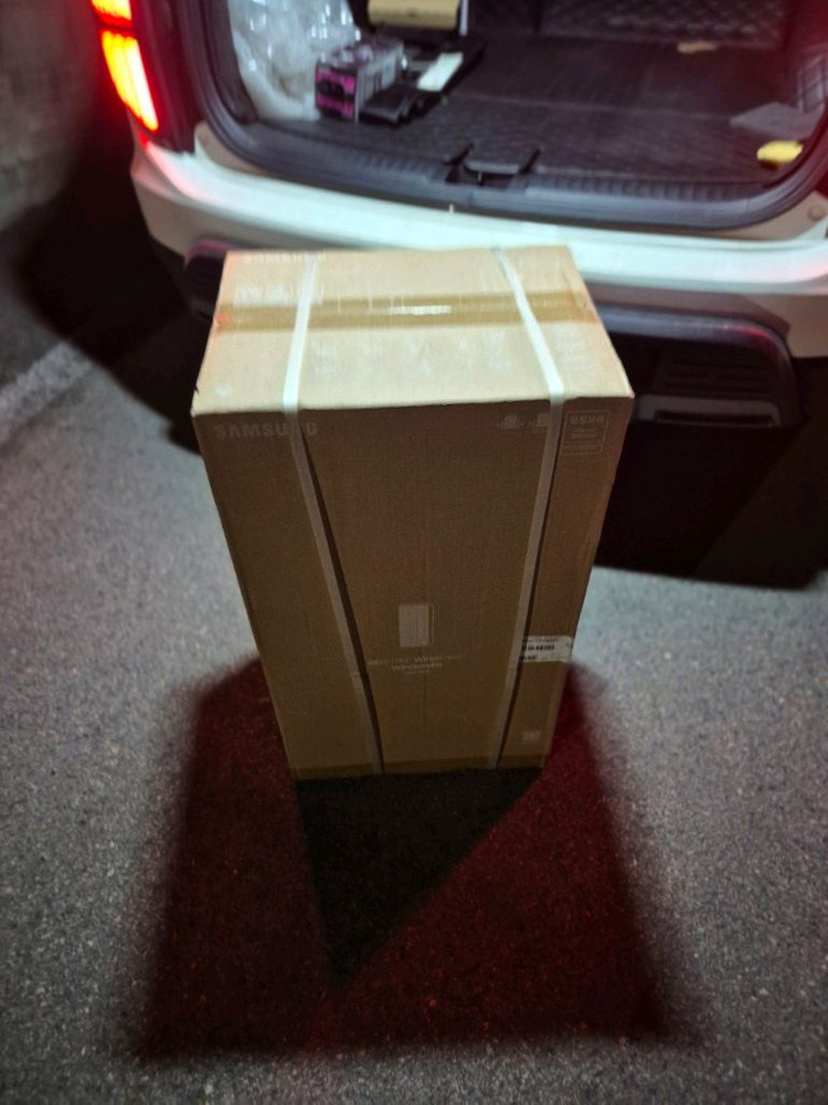 삼성 창문형에어컨팝니다 미개봉AW06C7155WWA기본창틀설치킷 이미지