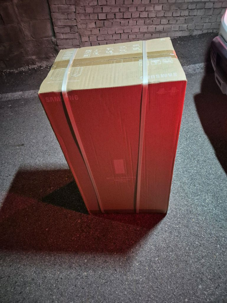 삼성 창문형에어컨팝니다 미개봉AW06C7155WWA기본창틀설치킷 이미지