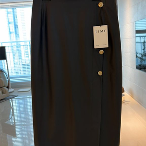한섬 타임 가죽 스커트 이미지