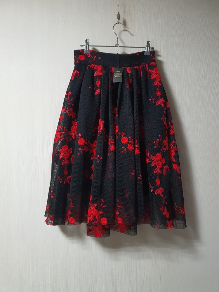 마쥬 maje 자수 디테일 볼륨 스커트 2 사이즈 새상품 정품 이미지