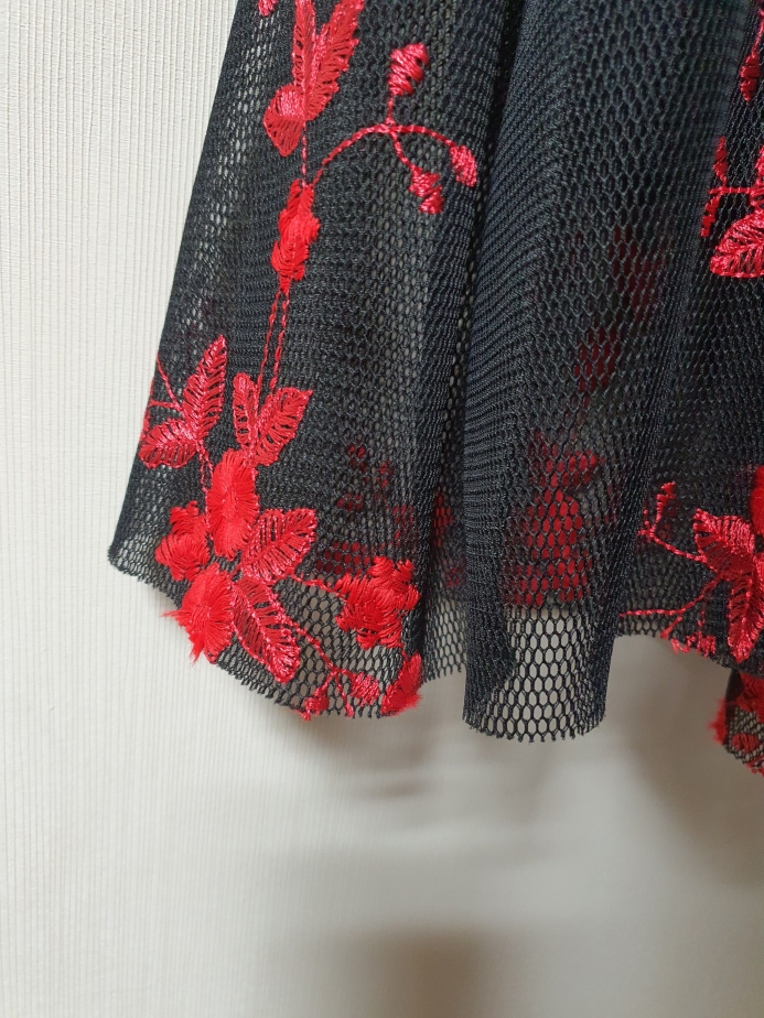 마쥬 maje 자수 디테일 볼륨 스커트 2 사이즈 새상품 정품 이미지