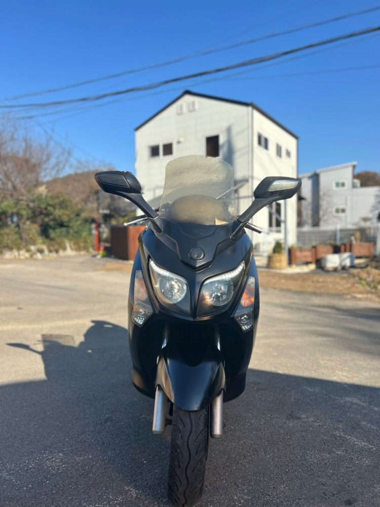 SYM 보이져125 이미지