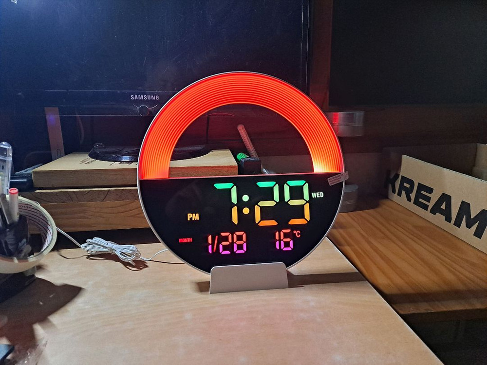 LED 디지털 벽시계 이미지