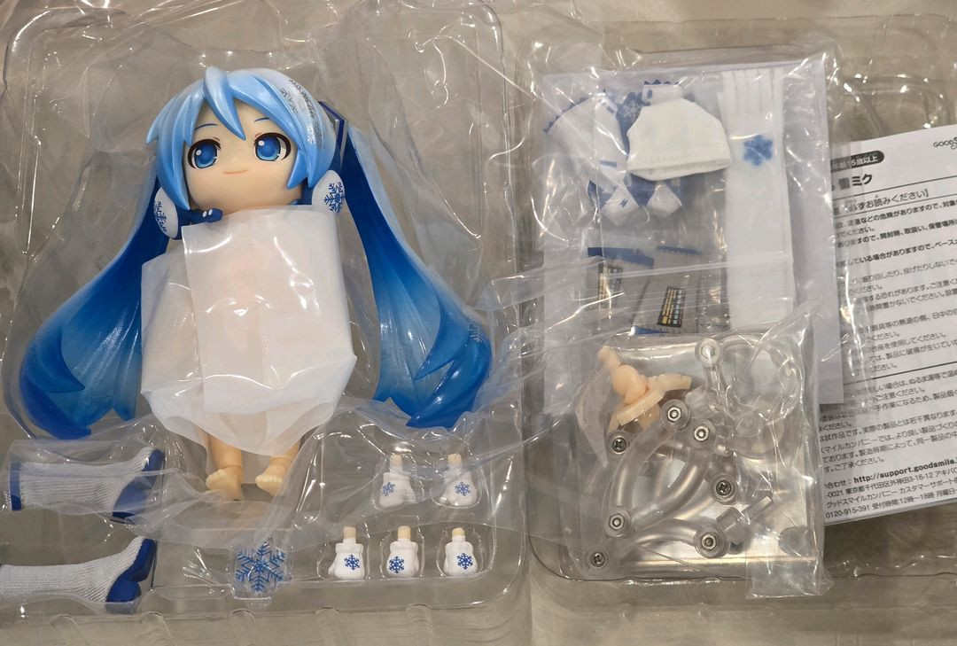 개봉) 하츠네 미쿠 유키 미쿠 넨도로이드 돌 넨도돌 스노우 미쿠 이미지