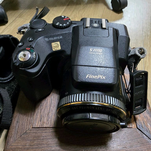 후지필름 FinePix S7000 디지털 카메라 이미지