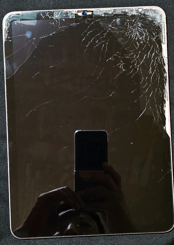 아이패드에어4 와파.64 액파.(영상.게임용 터치다됨)팝니다 이미지