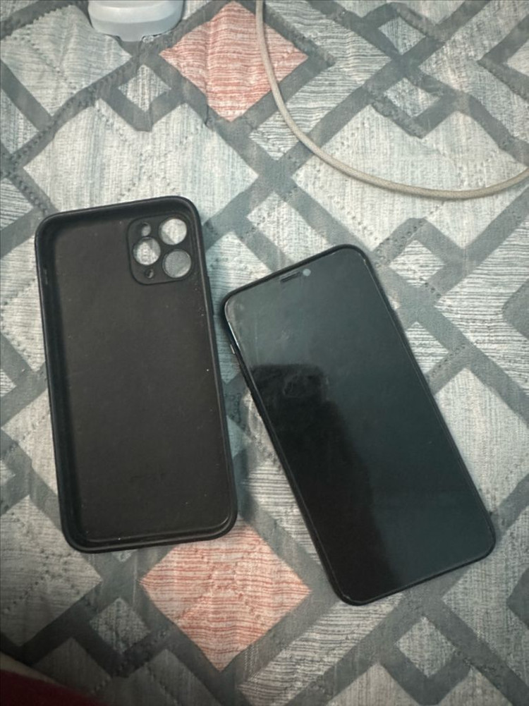 아이폰 11프로 스페이스 블랙 64gb 76% 이미지