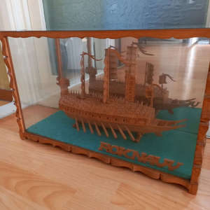 거북선 목조각 장식장/ 충무공 이순신 이미지