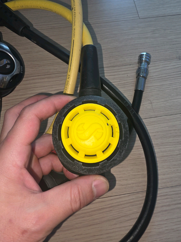 스쿠버프로 다이빙 호흡기 세트 MK25 S600 이미지