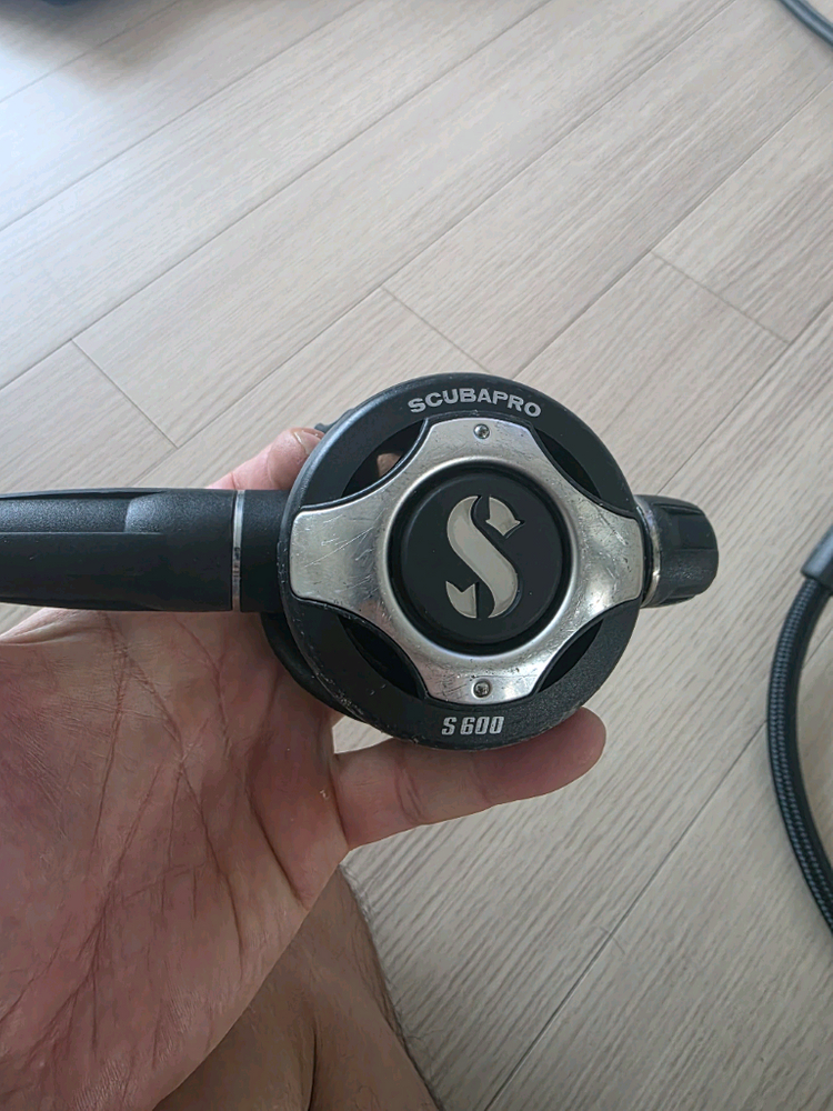 스쿠버프로 다이빙 호흡기 세트 MK25 S600 이미지