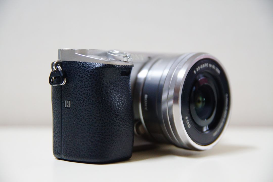 [소니] A6000 실버 미러리스 가방셋팝니다. 이미지