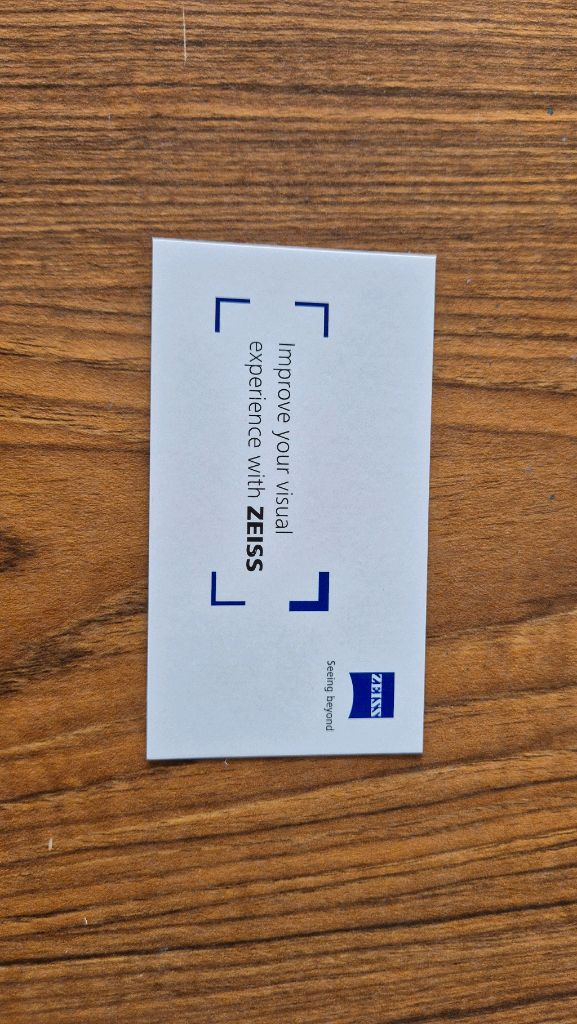 선글라스(겸손 색안경) 이미지