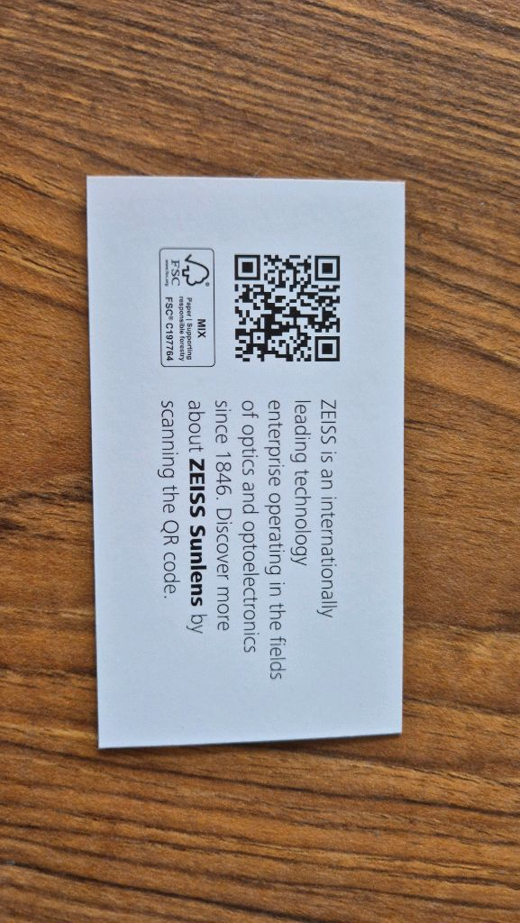 선글라스(겸손 색안경) 이미지