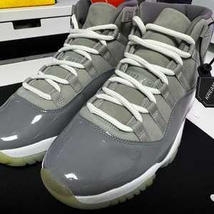 에어조단 11 쿨그레이(270) 이미지