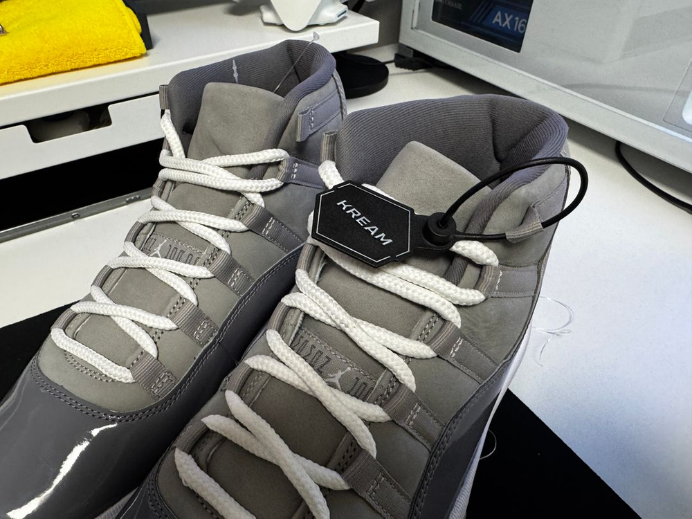 에어조단 11 쿨그레이(270) 이미지