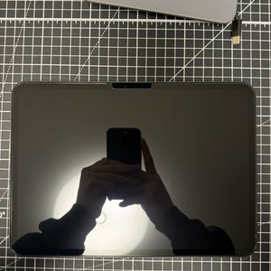 iPad Pro 11 M4 256g 셀룰러 + 니케 마그네틱암 거치대 판매합니다. 이미지