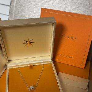 불가리 비제로원 미니 화이트골드 이미지