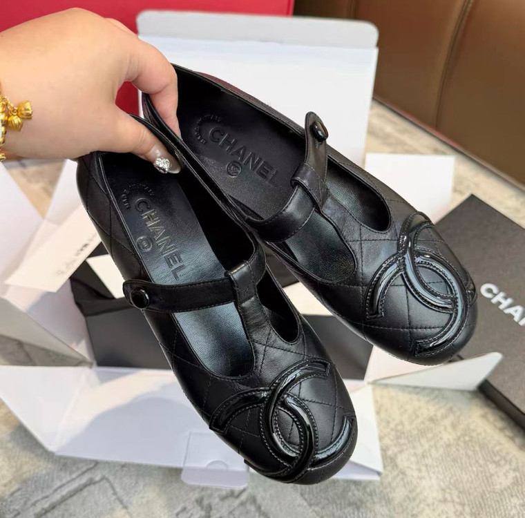 샤넬 깜봉 메리제인 플랫슈즈 이미지