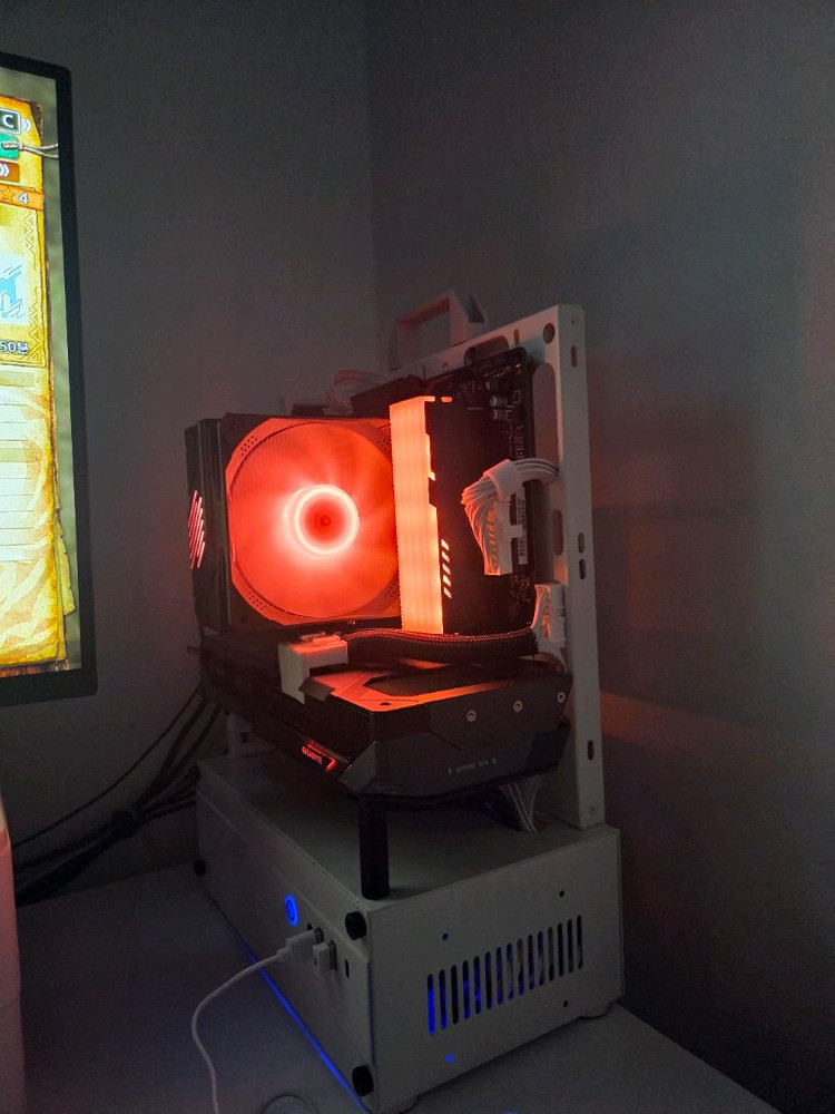 5700x3d + b550m + 램32기가 이미지