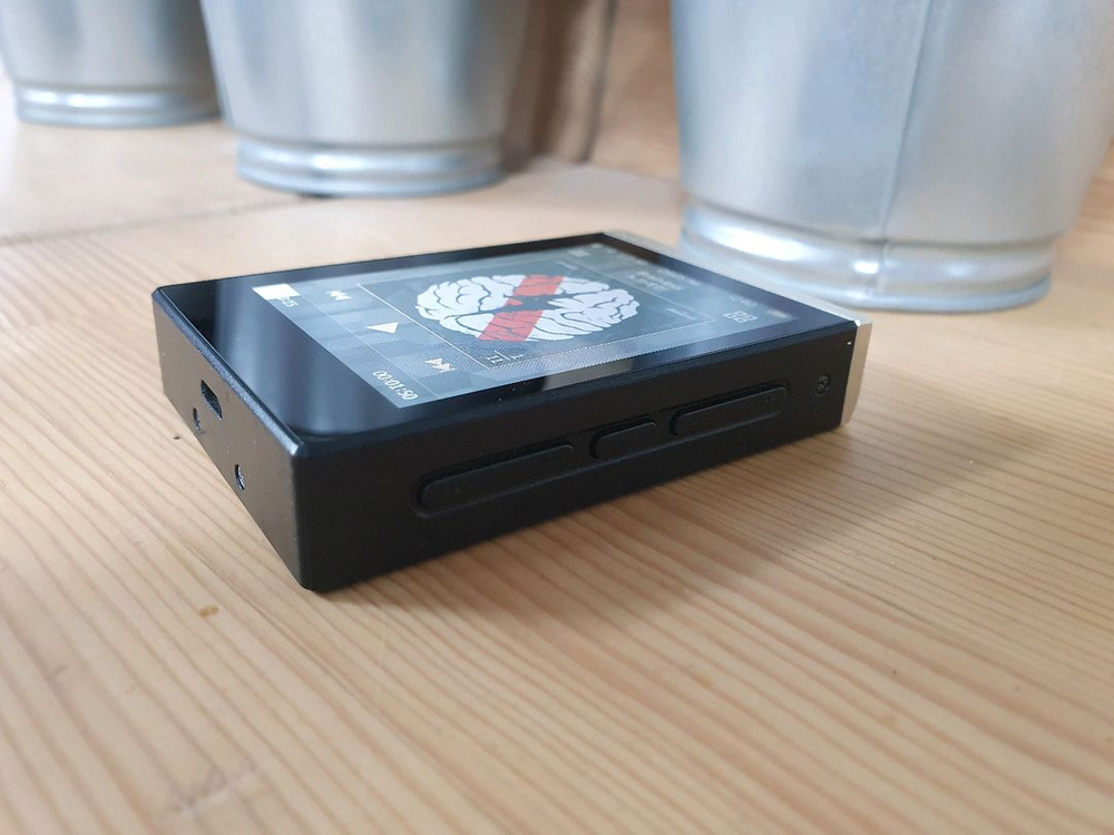 명기 코원 플레뉴D 하이엔드 MP3 플레이어 이미지